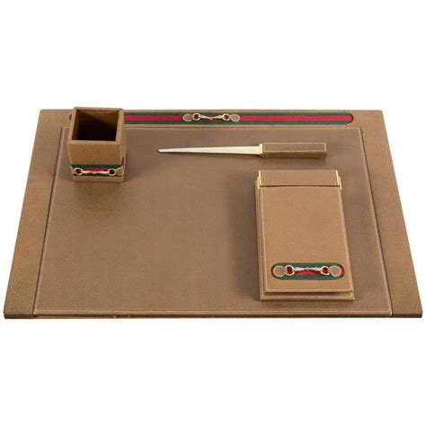 guccie desk set